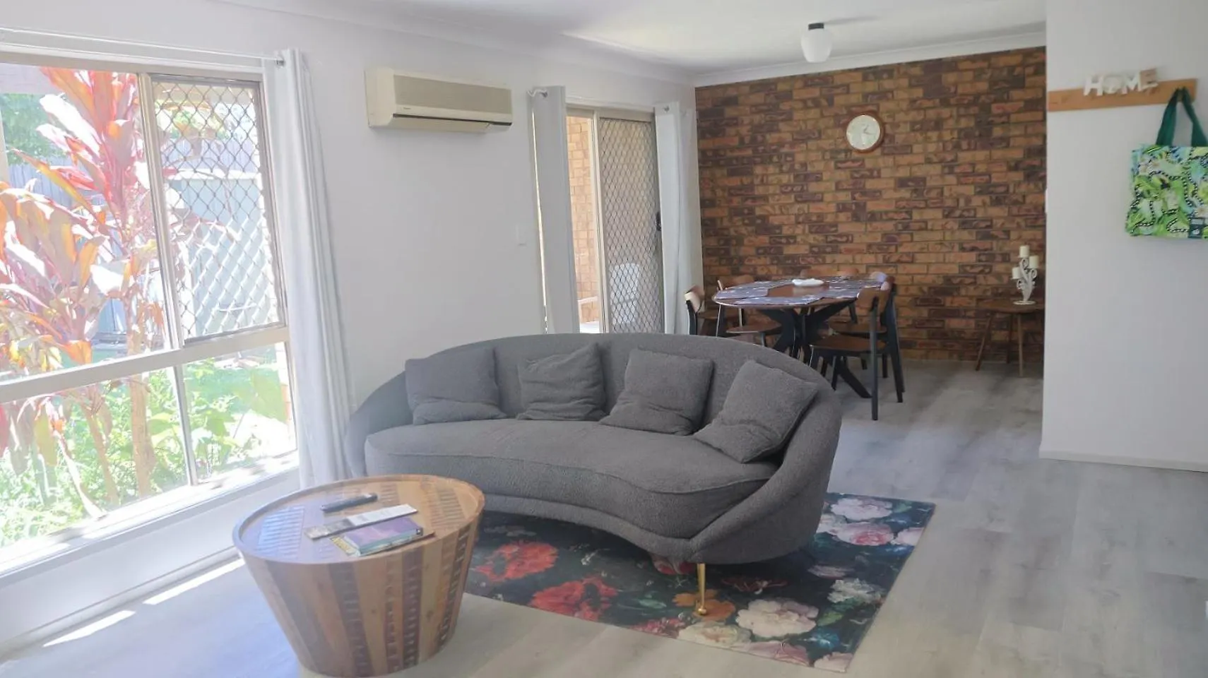 Apartment #5 Waterford Glen By Riley'S Rooms Loganlea